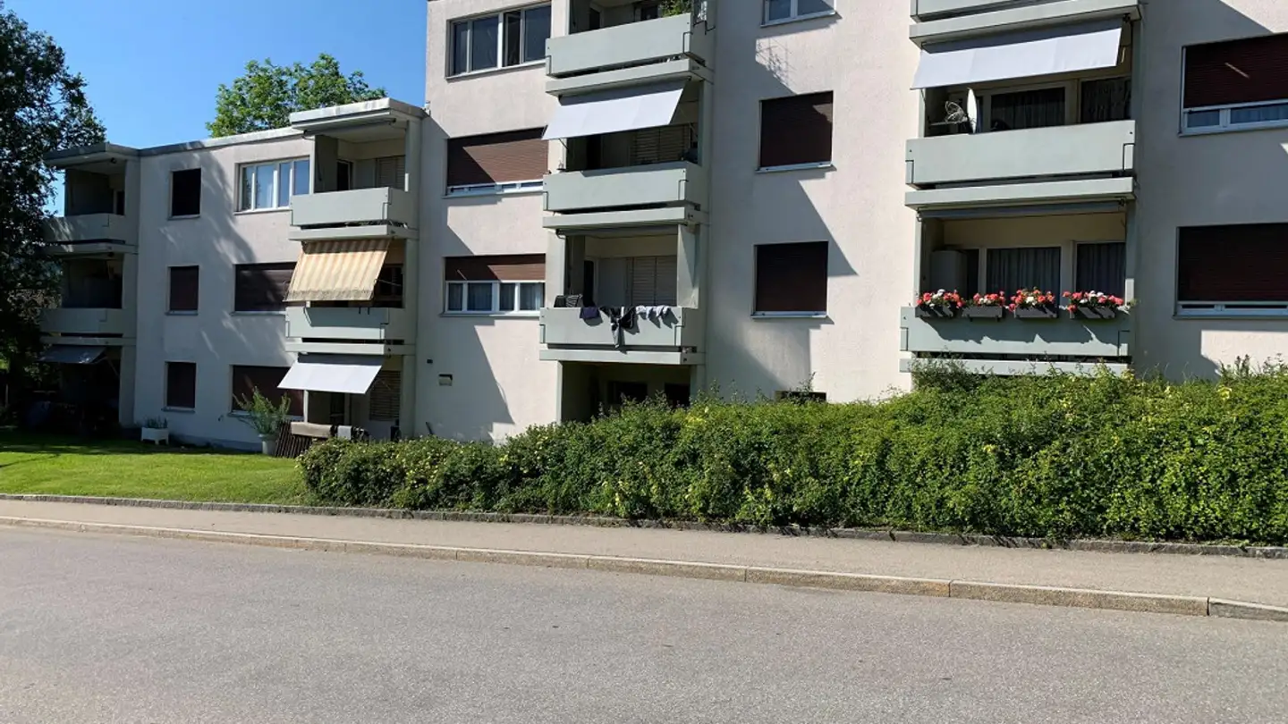 Wohnung mieten - Höhenstrasse 3, 8344 Bäretswil