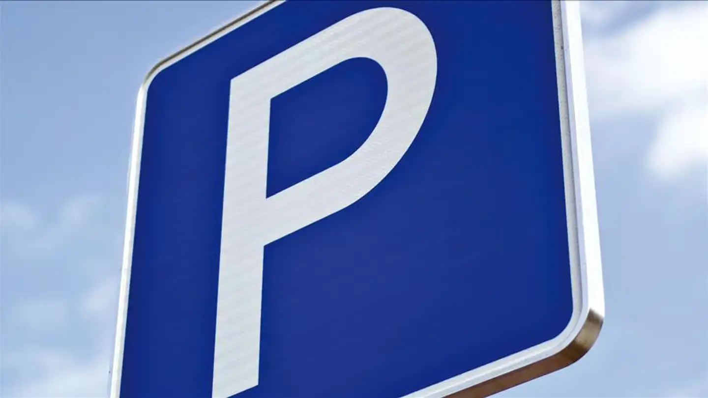Parcheggio sotterraneo in affitto - Alte Poststrasse 1, 8172 Niederglatt ZH