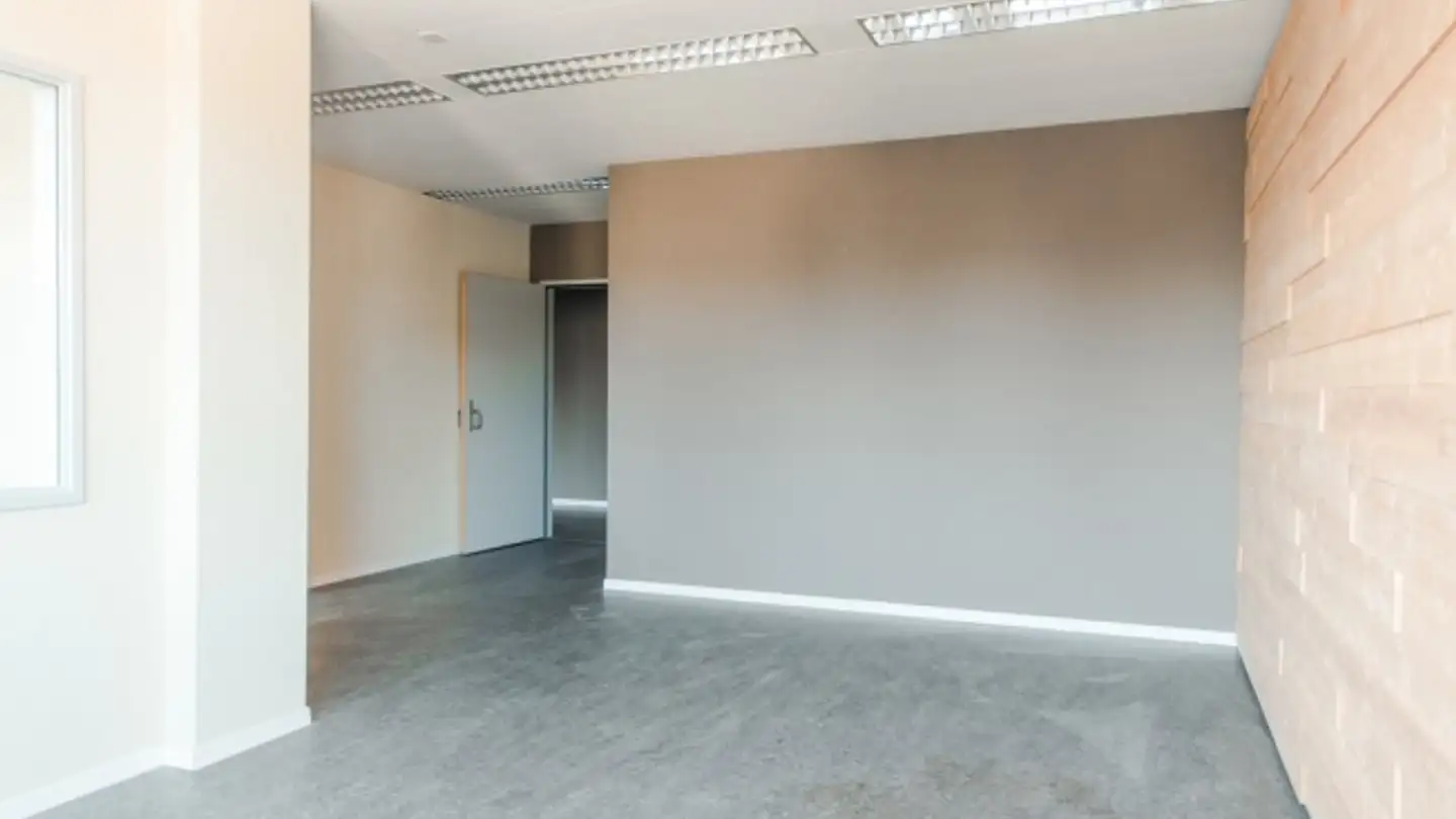 Office space for rent - Bankstrasse 8, 8400 Winterthur - Photo 3