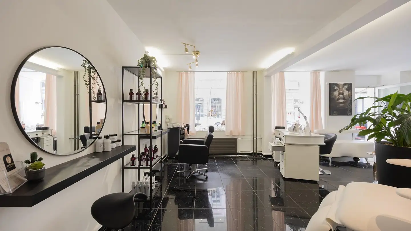 Commercial à louer - 8001 Zürich - Photo 2