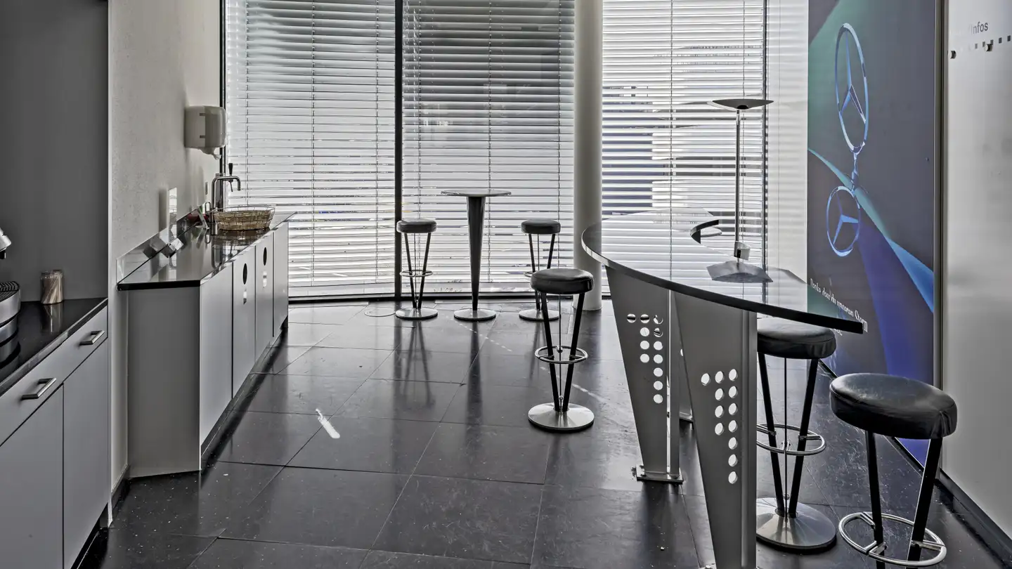 Bürofläche mieten - Bern-Strasse 55, 8952 Schlieren - Foto 2