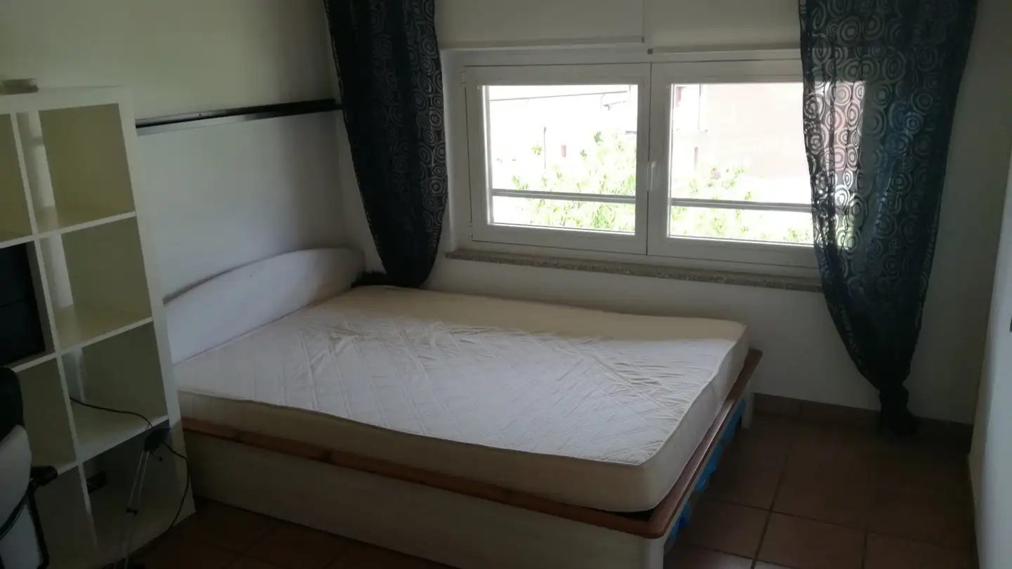 Chambre à louer - 6512 Giubiasco - Photo 2