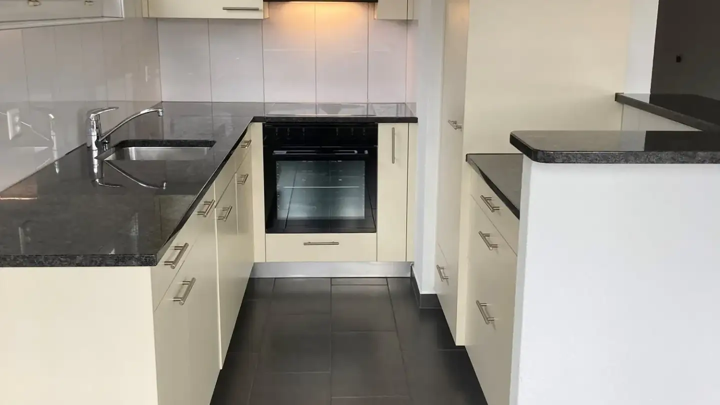 Apartment for rent - Rue Arrière / Hintergasse 33, 2504 Biel/Bienne - Photo 3