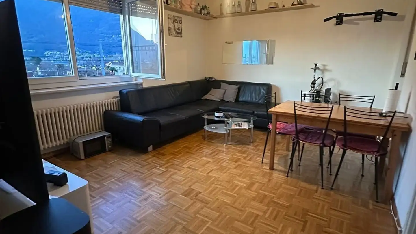 Appartement à louer - Via Del Tiglio, 6512 Giubiasco
