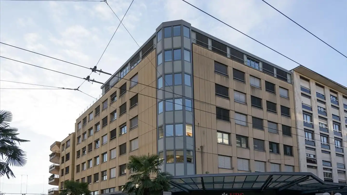 Outdoor parking space for rent - Rue Igor Stravinski 2, 1820 Montreux