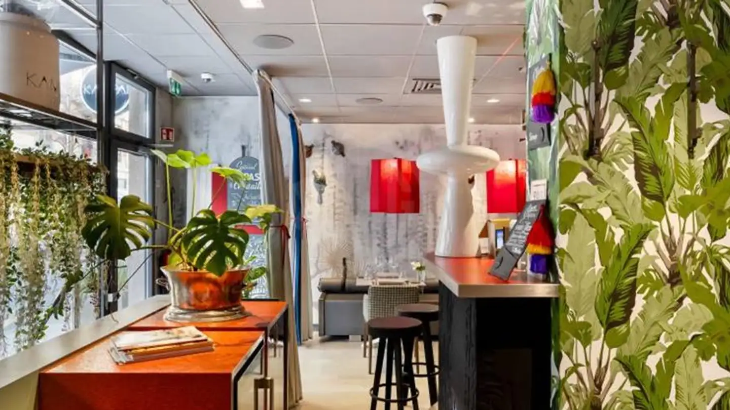 Shop for rent - Rue De-Monthoux 25, 1201 Genève