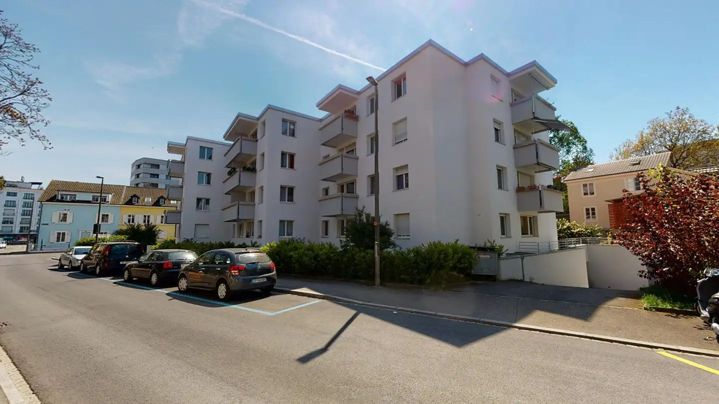 Tiefgaragenstellplatz mieten - Kernmattstrasse 9, 4102 Binningen