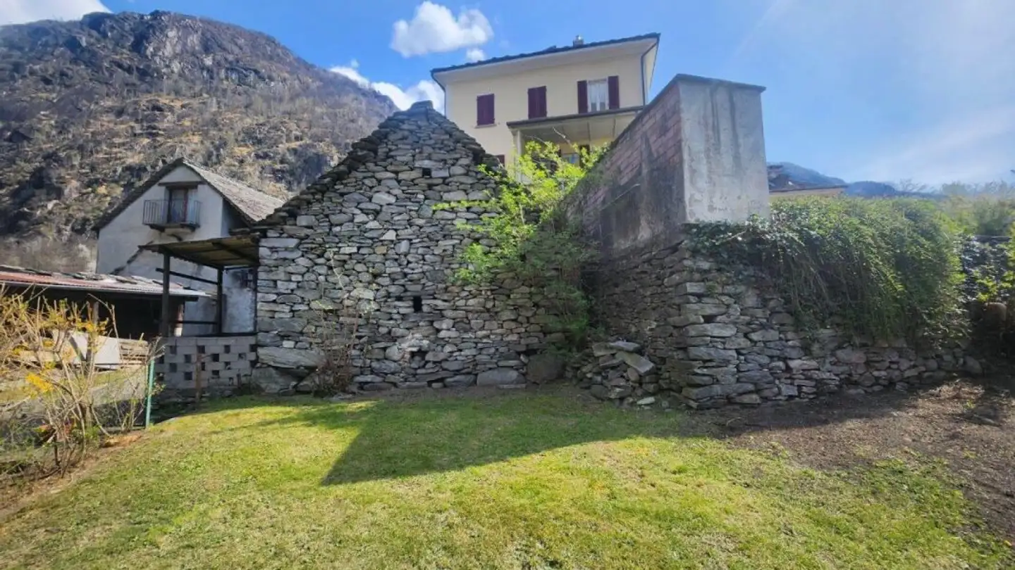 Residential building for sale - 6670 Avegno - Photo 3