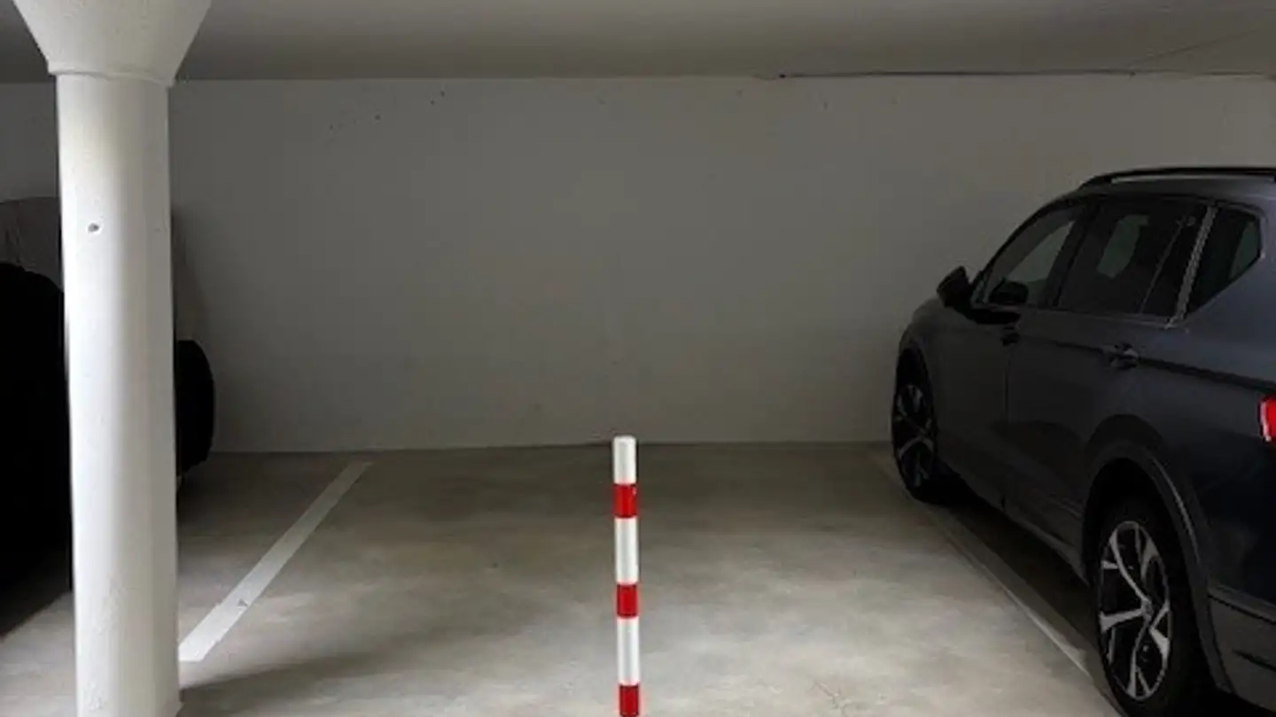 Underground parking space for rent - Brügger-Weg 20, 5018 Erlinsbach - Photo 2