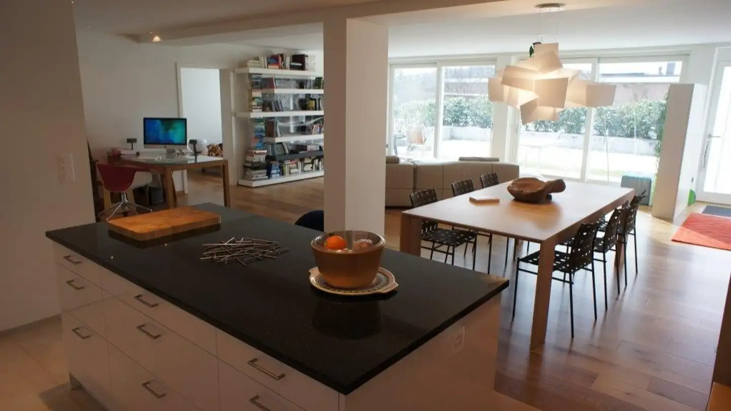 Wohnung mieten - Sennhofstrasse 51, 8125 Zollikerberg