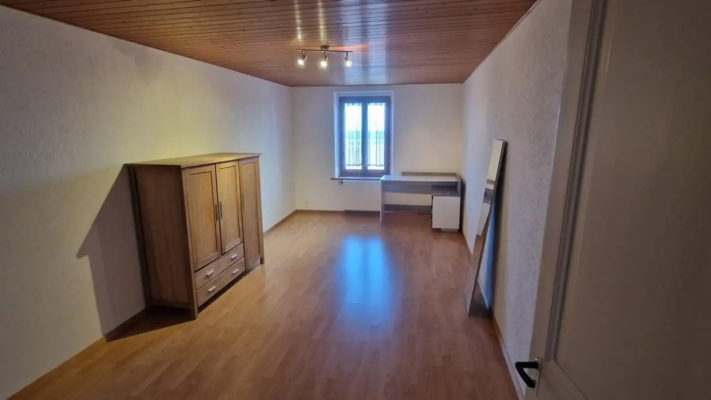 Chambre à louer - 1147 Montricher