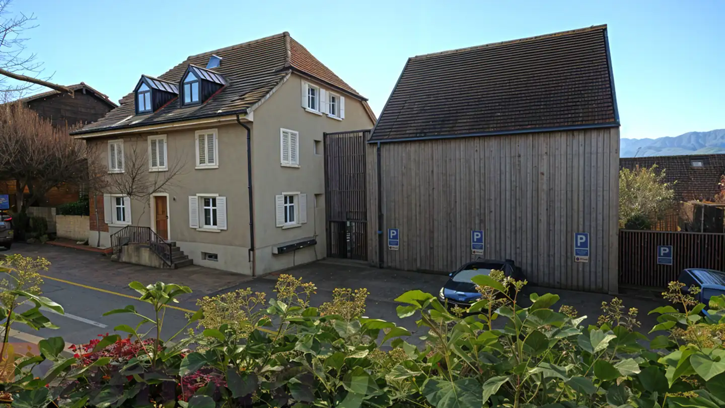 Residential building for sale - Hauptstrasse 43, 4105 Biel-Benken BL