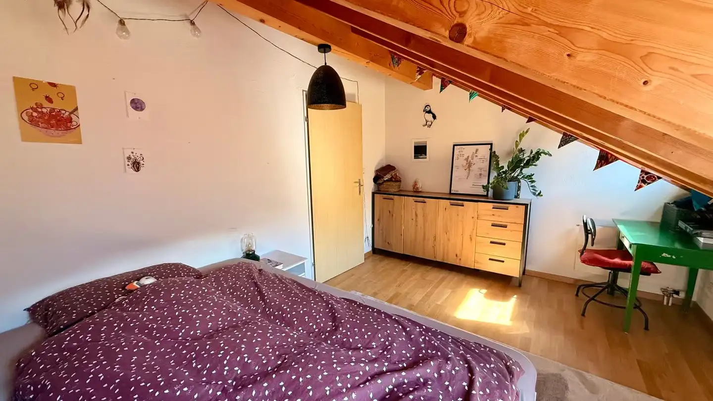 Attic flat for rent - Bergstrasse 5, 7012 Felsberg - Photo 4