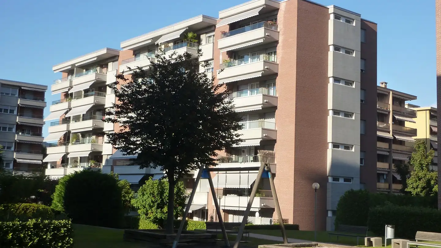 Outdoor parking space for rent - Via Emilio Rava 1a, 6962 Viganello