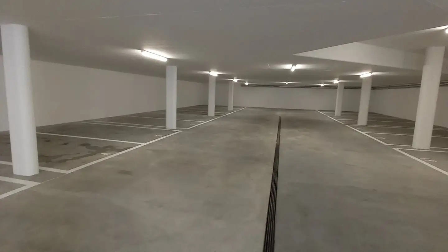 Parcheggio sotterraneo in affitto - Rutschbergstrasse 19, 8607 Aathal-Seegräben - Photo 2