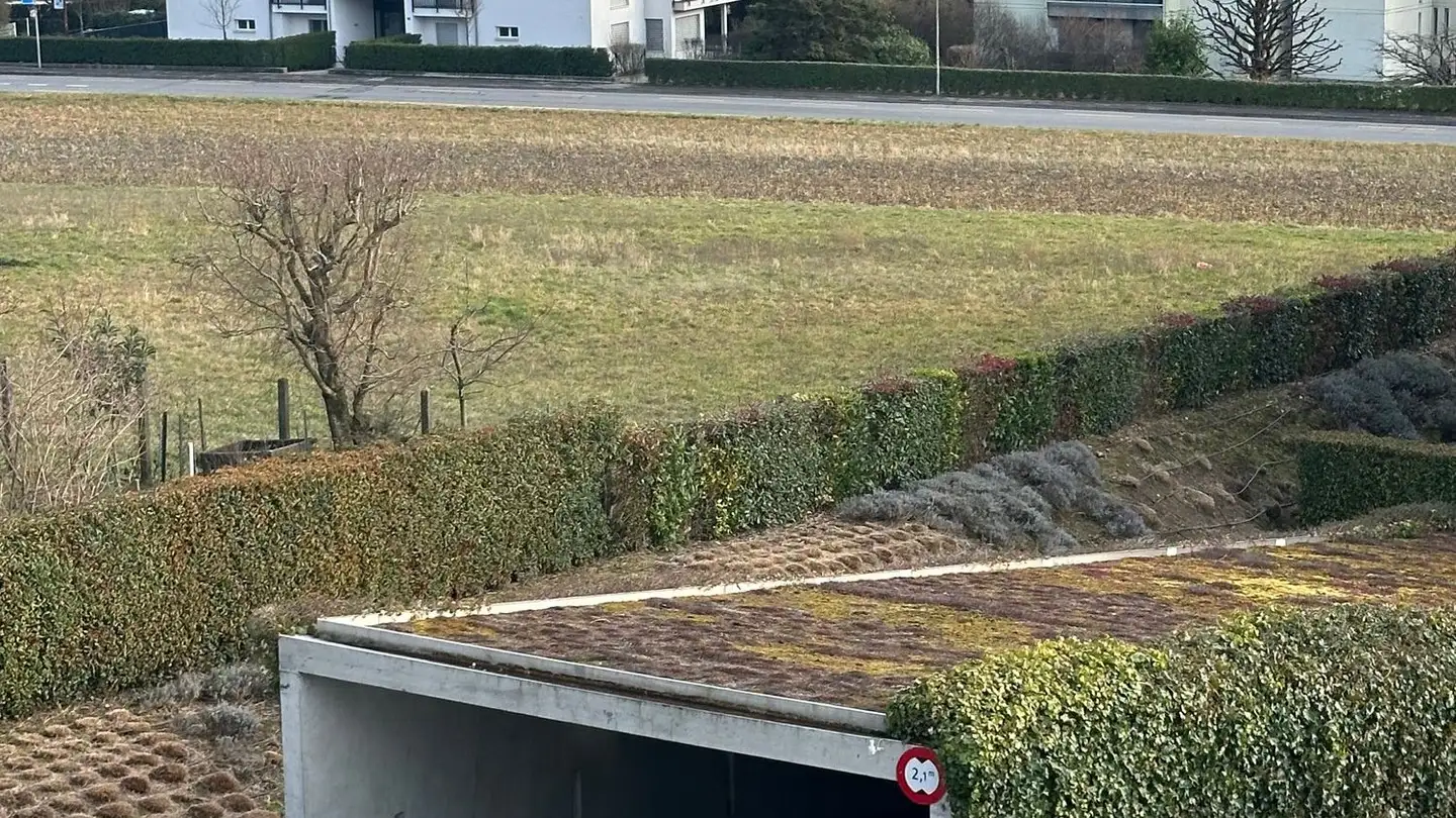 Überdachter Parkplatz mieten - Chemin Du Pâqueret 6a, 1025 St-Sulpice VD