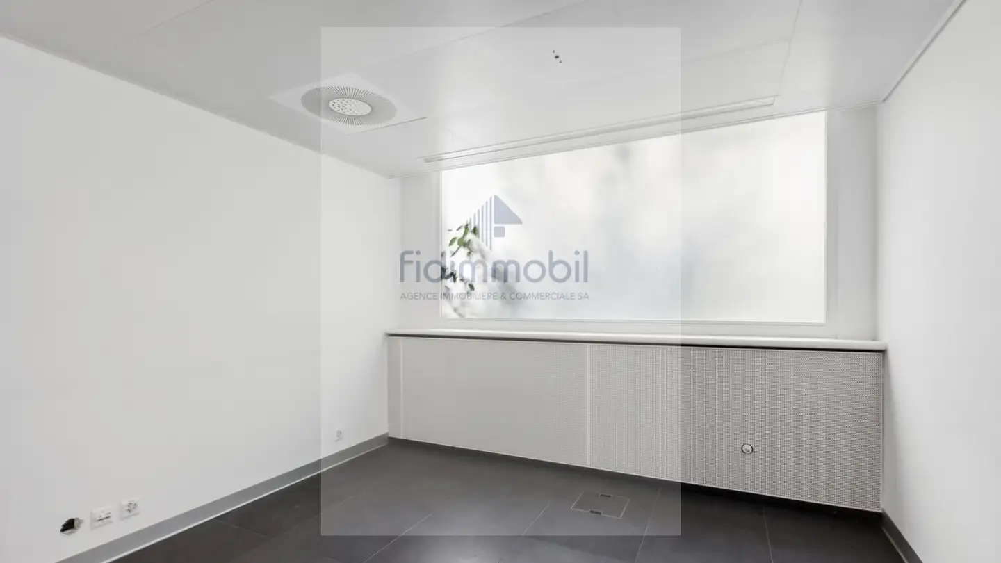 Commercial à louer - Place De La Fontaine 4, 2034 Peseux - Photo 4
