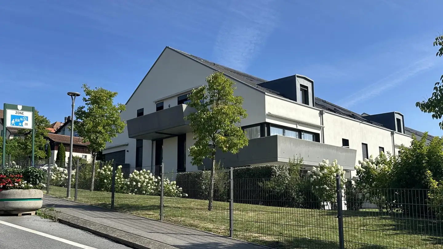 Apartment for rent - 1027 Lonay