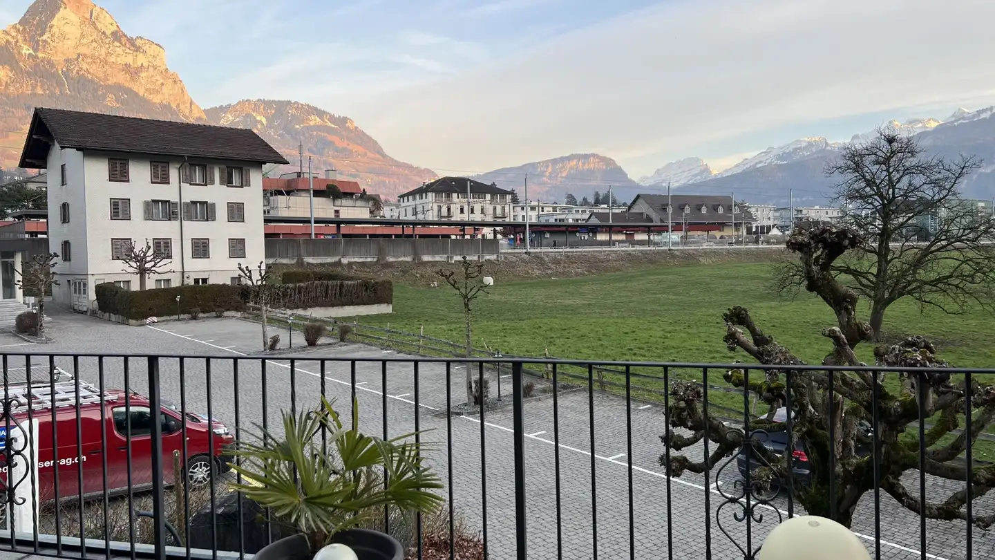 Outdoor parking space for rent - Milchstrasse, 6423 Seewen SZ - Photo 2