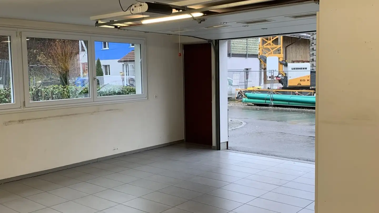Commercial for rent - Eichholzstrasse 10a, 8493 Saland
