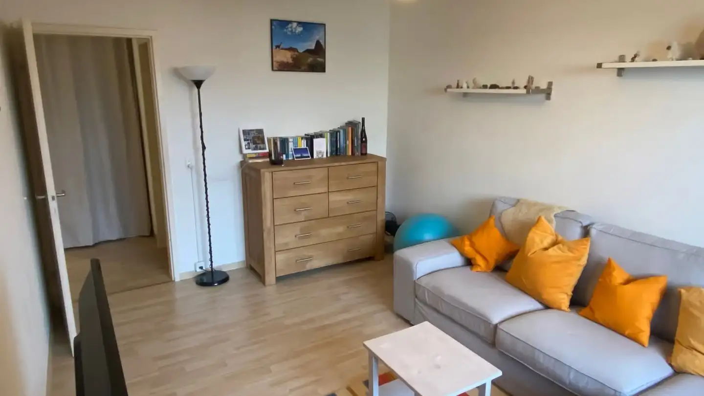 Appartement à louer - 8617 Mönchaltorf