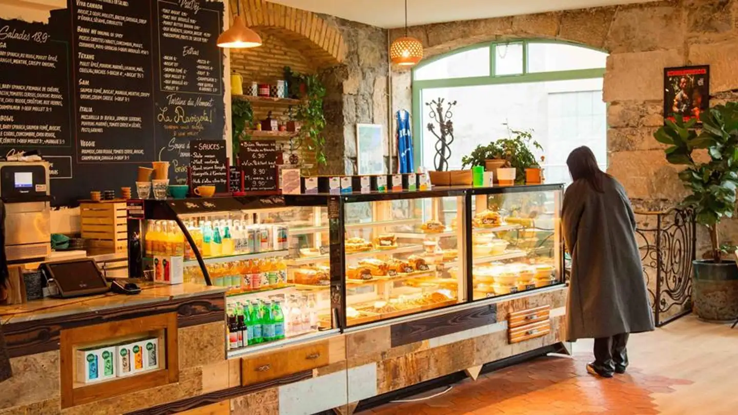 Mixed-use building for rent - 1202 Genève