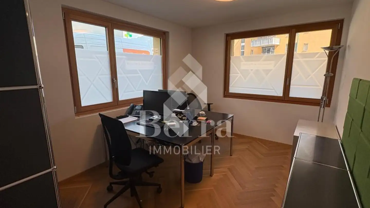 Office space for rent - Chemin De Provence, 1926 Fully - Photo 2