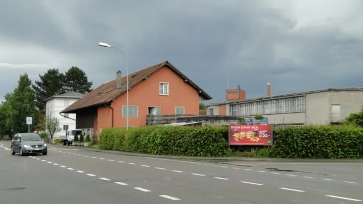 Edificio residenziale in vendita - Köllikerstrasse, 5036 Oberentfelden