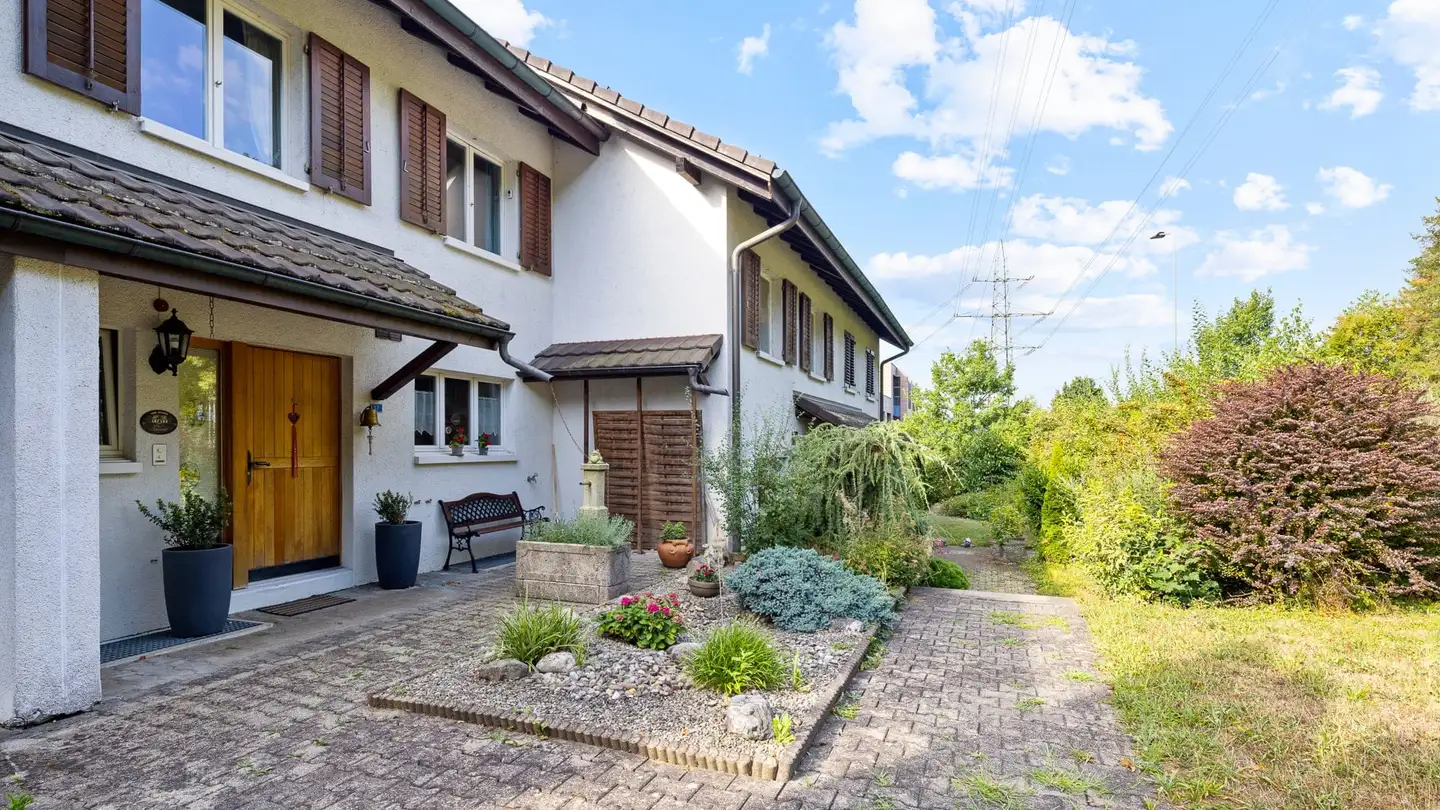Stepped house for sale - Hintere Gasse 17, 5453 Remetschwil