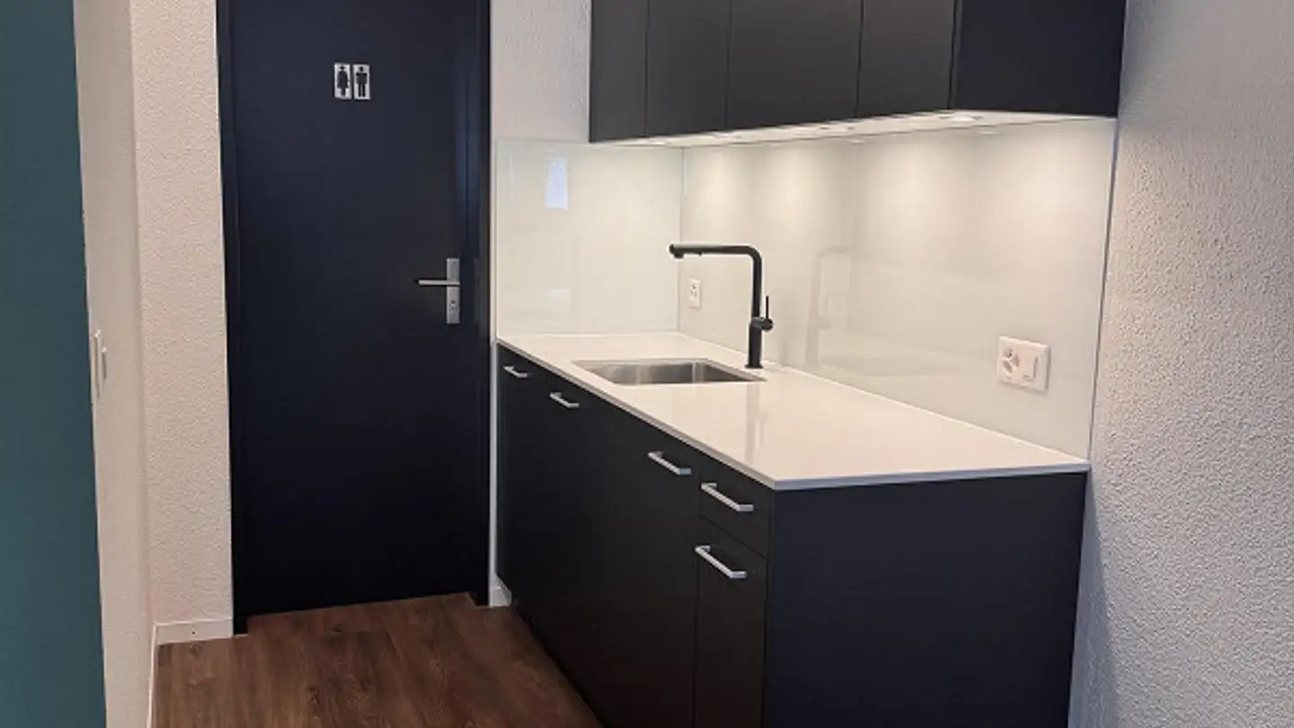 Office space for rent - Bahnhofstrasse 14, 6430 Schwyz - Photo 2