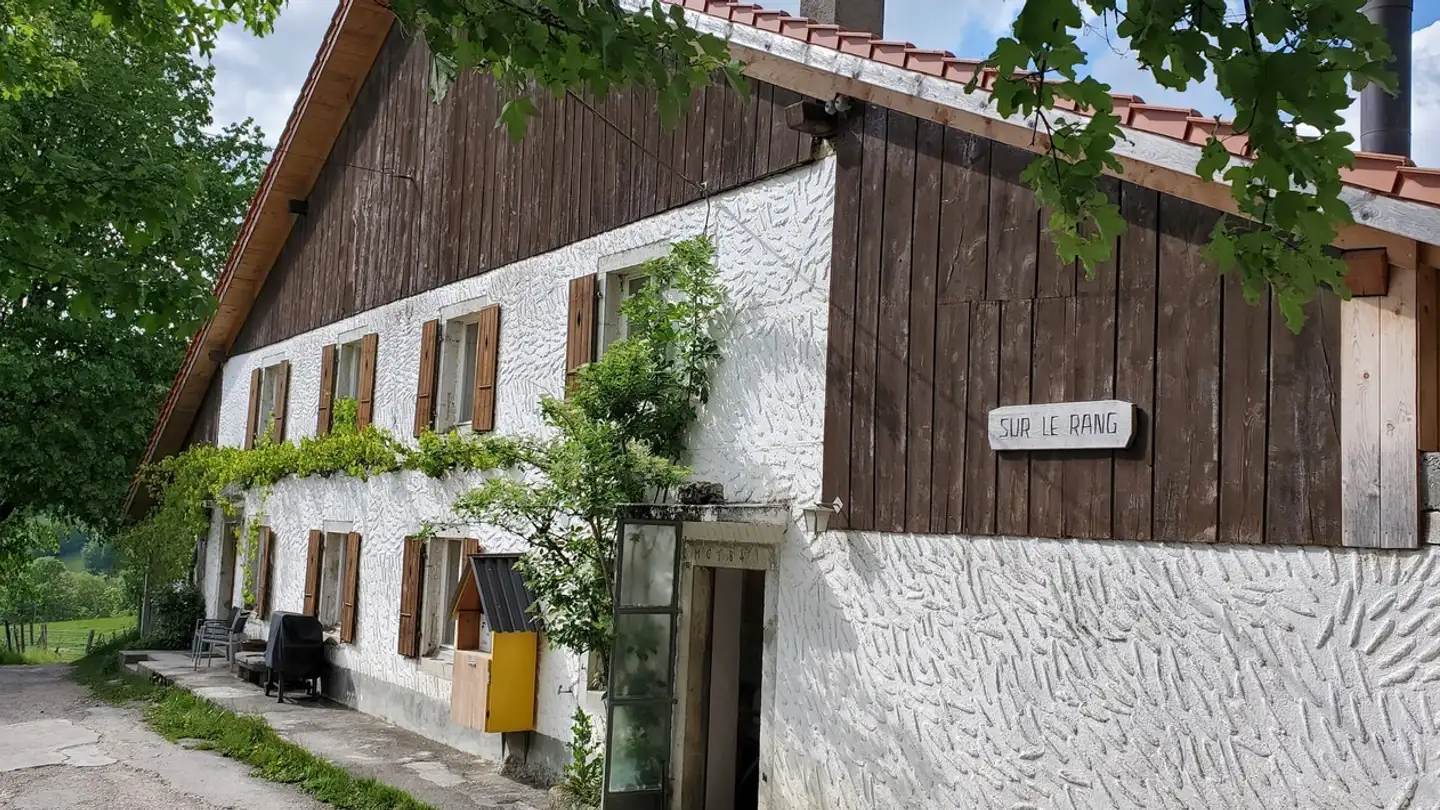 Appartement à louer - Sur Le Rang 38, 2354 Goumois - Photo 2