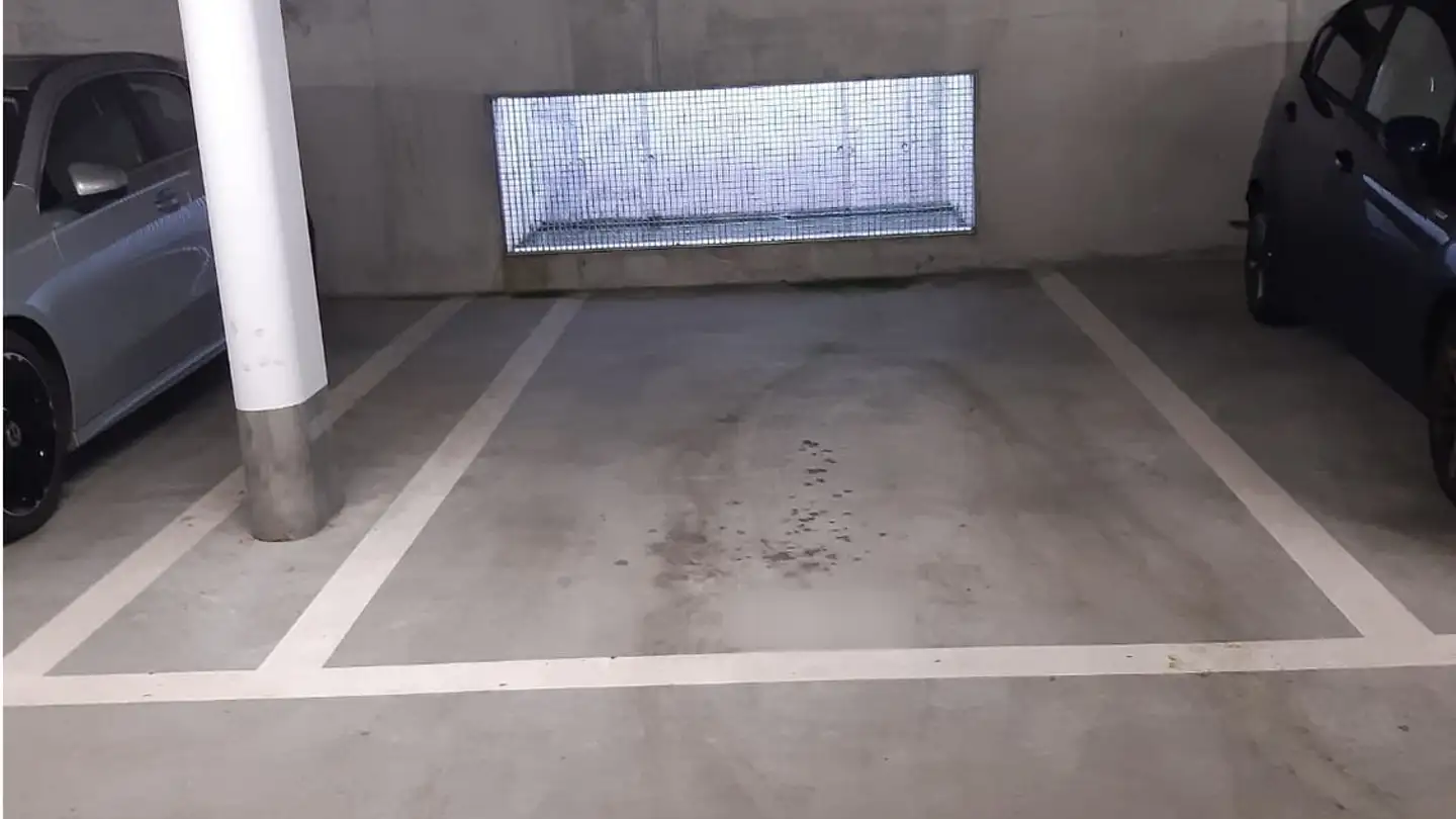 Outdoor parking space for rent - Rue Oscar-Bider 130, 1950 Sion