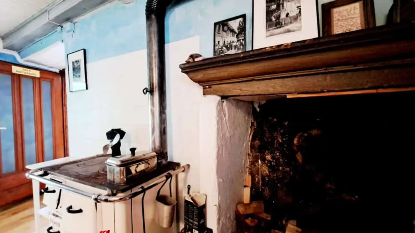 Commerciale in vendita - Loco, 6661 Loco