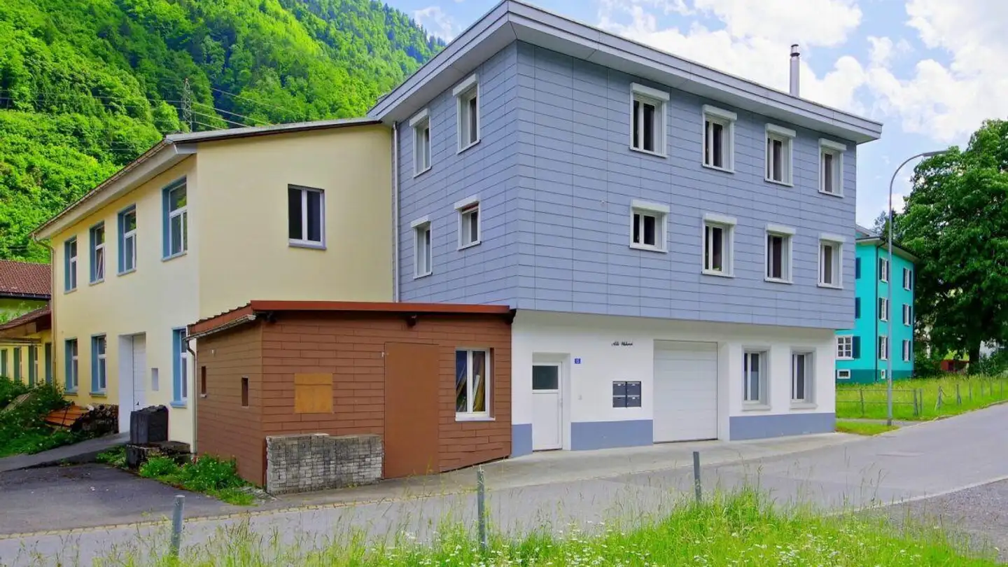 Mehrfamilienhaus kaufen - Schulhausstrasse 15, 8783 Linthal - Foto 3