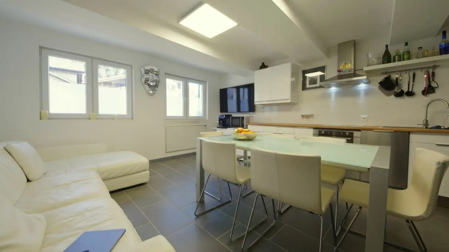 Single house for sale - Landstrasse 4, 8865 Bilten