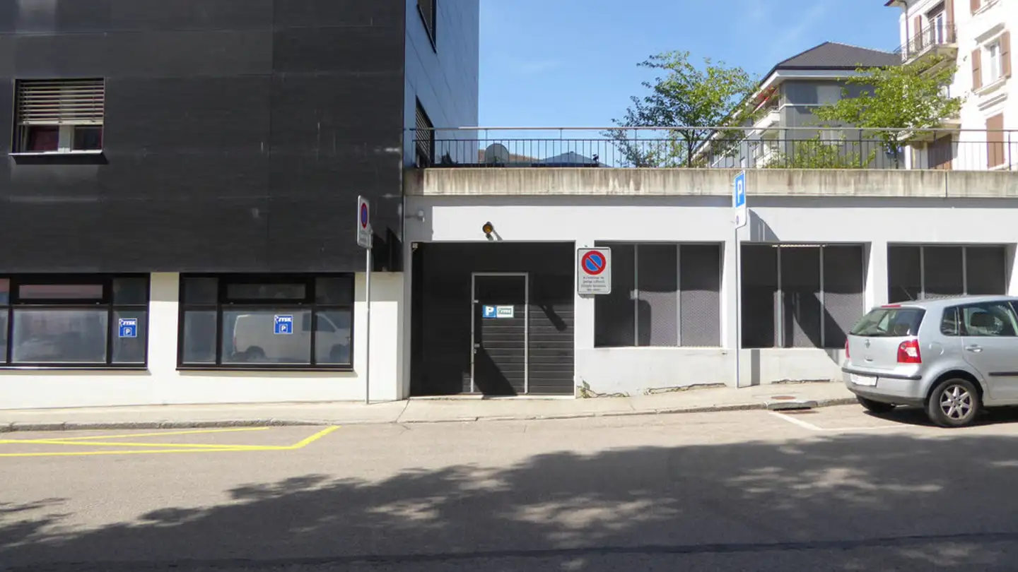 Tiefgaragenstellplatz mieten - Avenue Léopold-Robert 146, 2300 La Chaux-de-Fonds - Foto 2