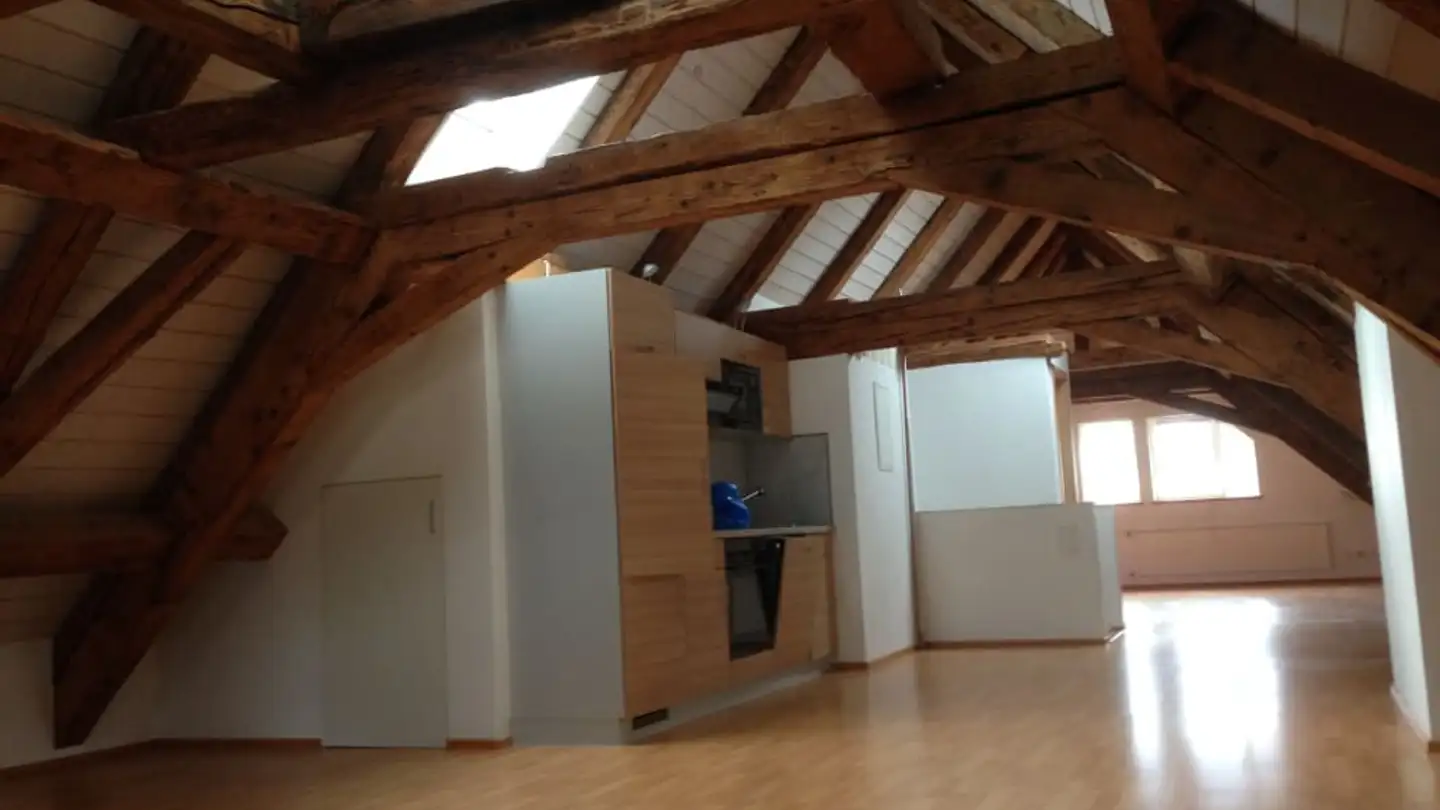 Attic flat for rent - Kantonsstrasse 68, 7205 Zizers
