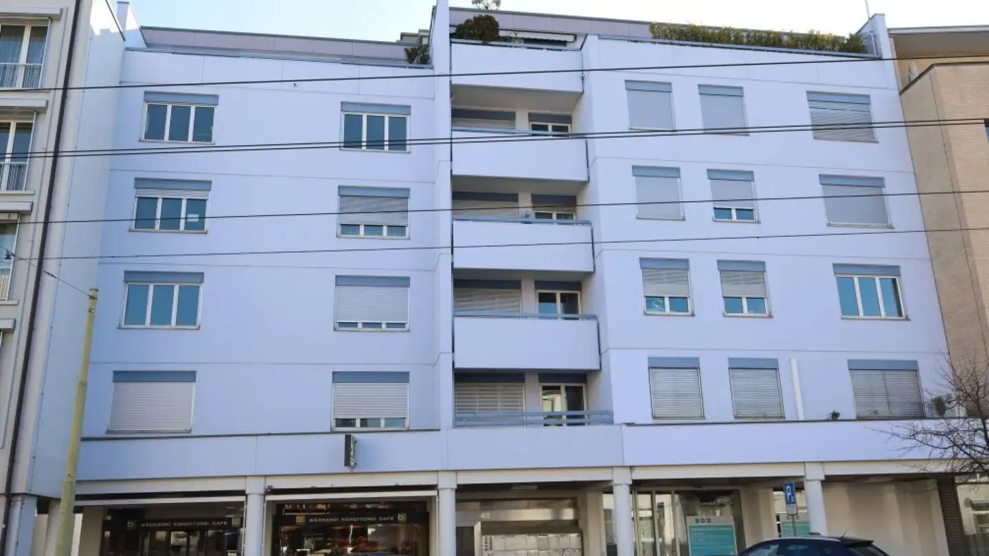 Mischgenutztes Gebäude mieten - Hauptstrasse, 4102 Binningen