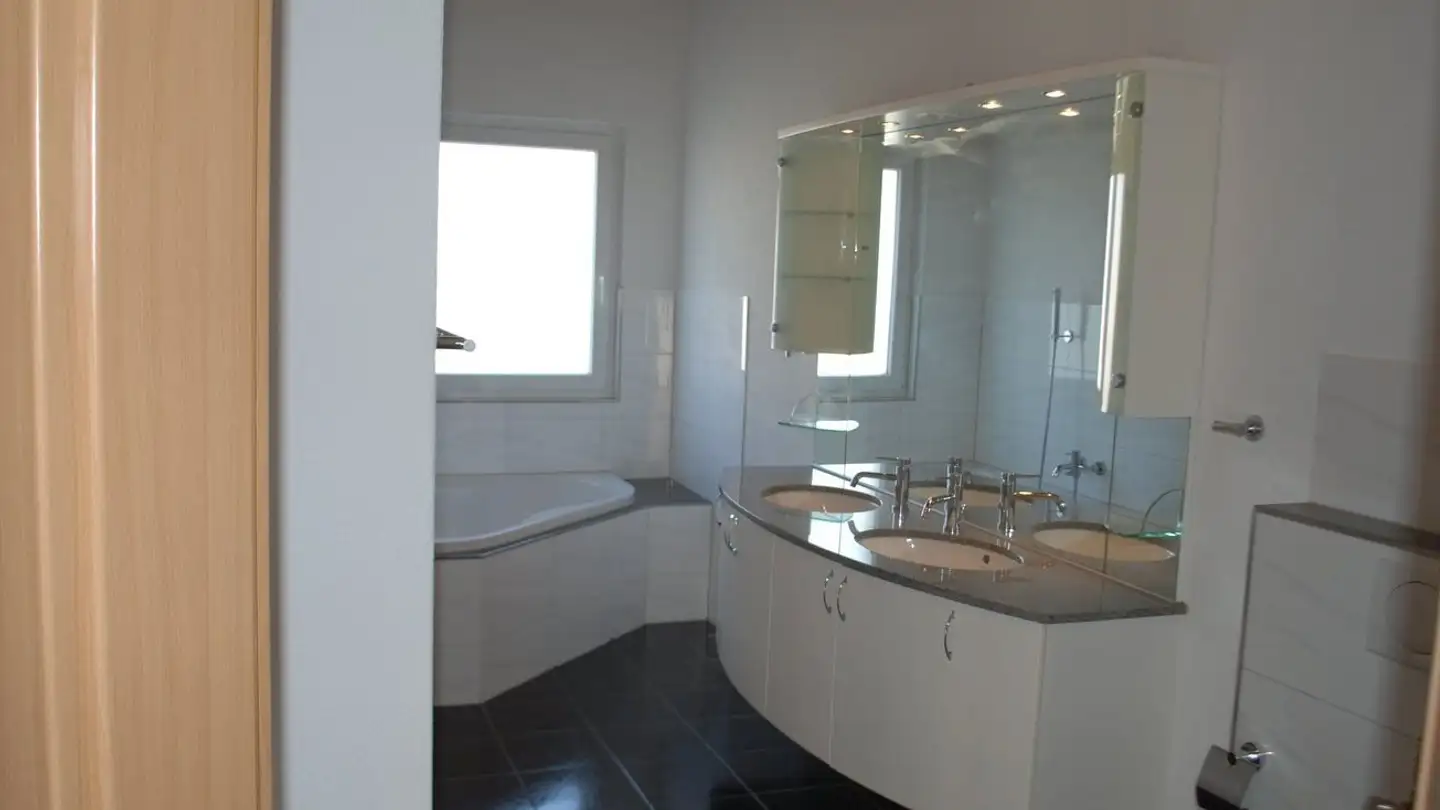 Maison jumelle à louer - Parallelweg, 4452 Itingen - Photo 4