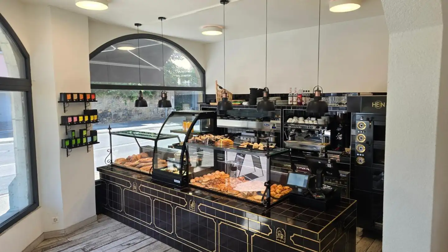 Commercial à louer - Rue Ernest Roulet 1, 2034 Peseux - Photo 3