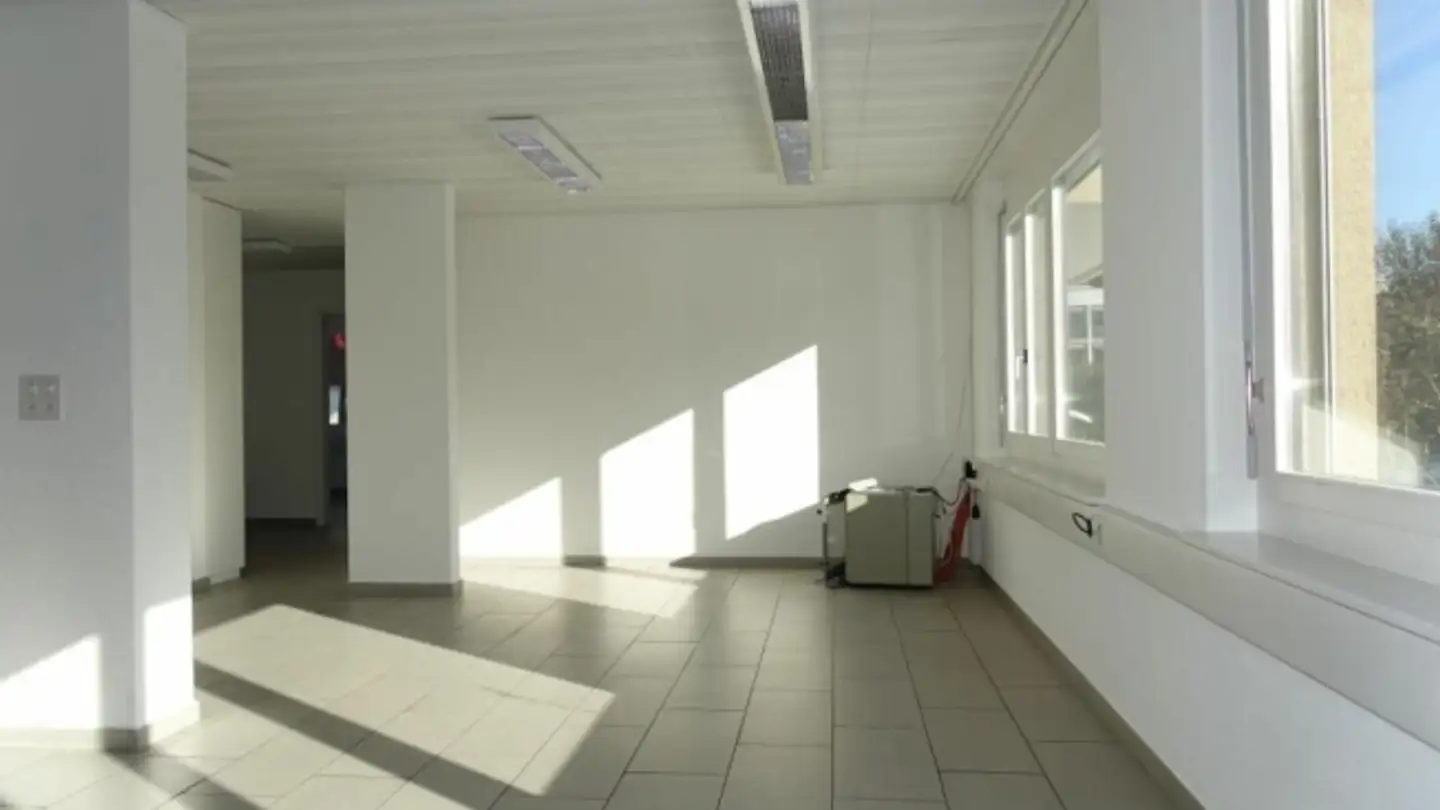 Edificio ad uso misto in vendita - Belpbergstrasse 29, 3110 Münsingen