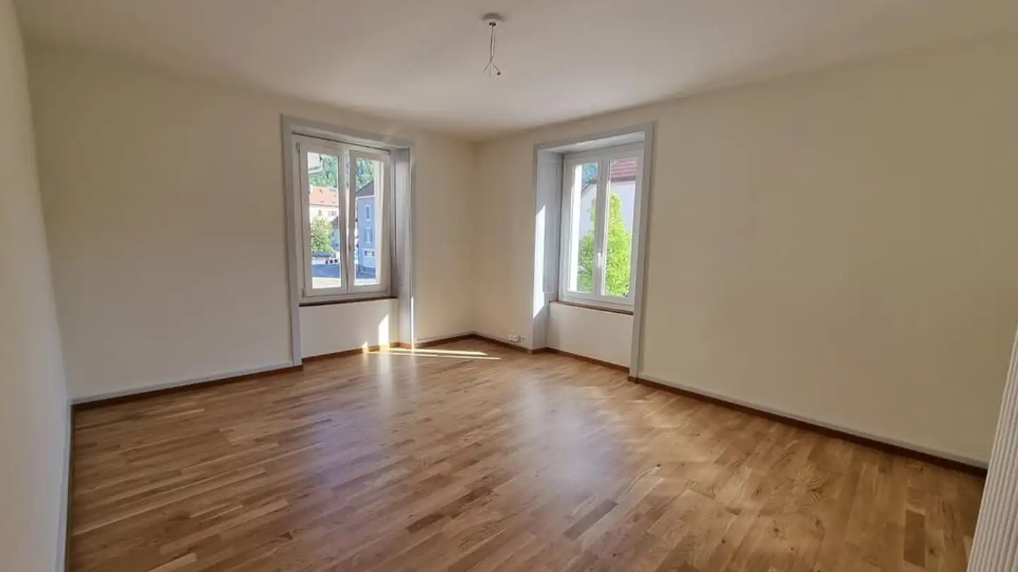 Wohnung mieten - Rue de la Place-d'Armes 8, 2114 Fleurier - Foto 2