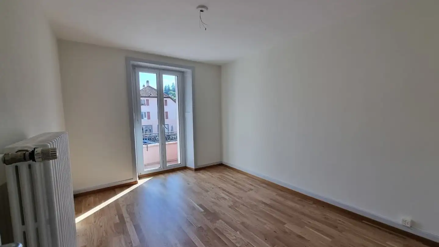 Wohnung mieten - Rue de la Place-d'Armes 8, 2114 Fleurier - Foto 3