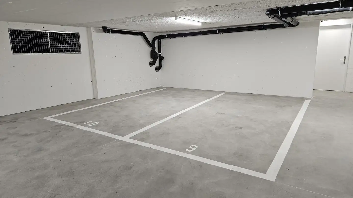 Single garage for rent - Grüzenstrasse 27, 8640 Rapperswil SG