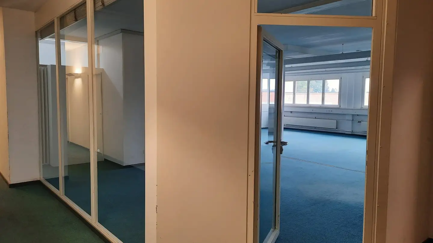 Bürofläche mieten - Im Halbiacker 7, 8352 Elsau - Foto 3