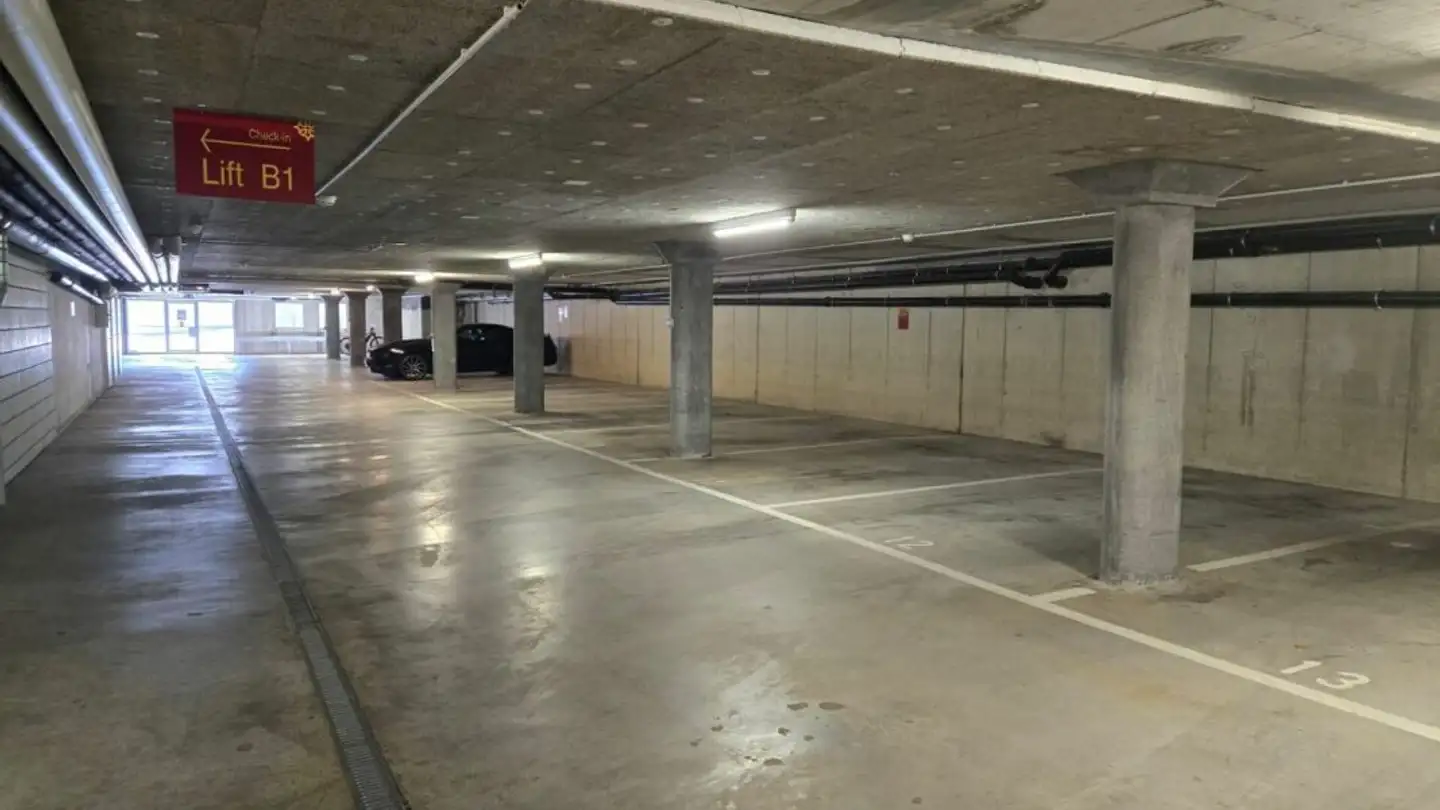 Outdoor parking space for rent - Eichenweg, 3123 Belp - Photo 2