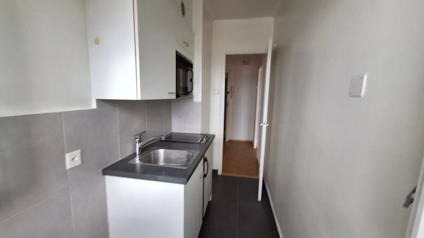 Apartment for rent - Avenue De Morges 11, 1004 Lausanne - Photo 3