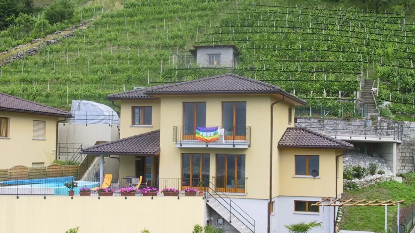 Einfamilienhaus kaufen - Via Sciarana, 6516 Cugnasco