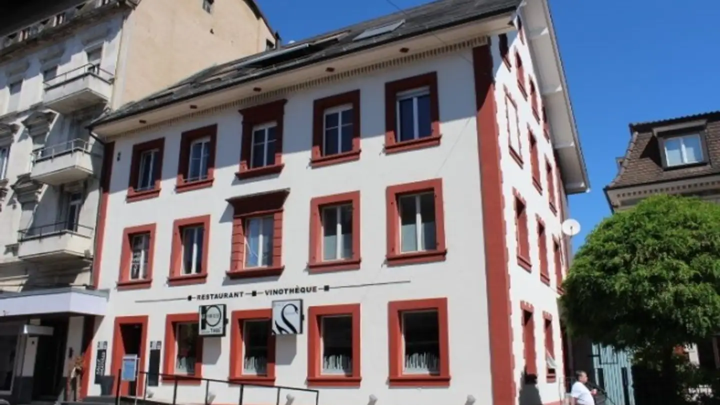 Mixed-use building for rent - Route De Moutier 3, 2800 Delémont