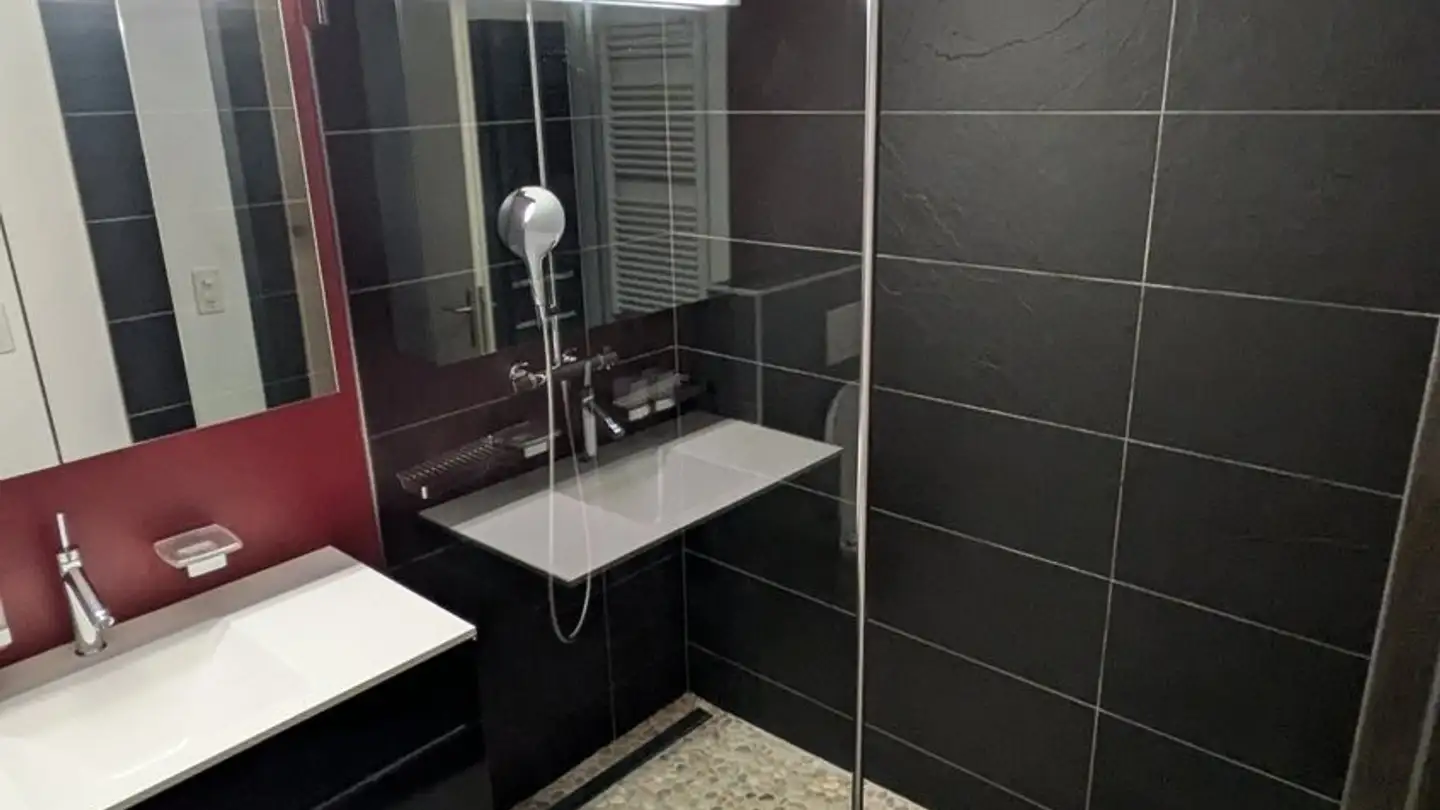 Wohnung mieten - Rue De Loèche, 1950 Sion - Foto 2